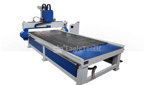 4 Head CNC Router With 5ft x 10ft Vacuum Bed.